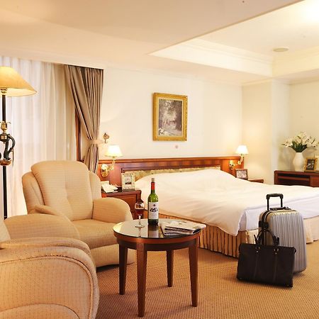 Kingdom Hotel Сіньчжу Екстер'єр фото